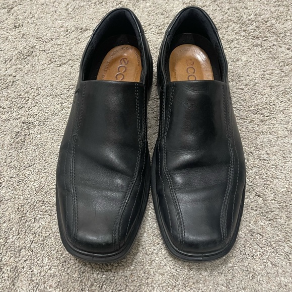 Ecco Other - Ecco Black Leather Loafers Sleek Professional Design